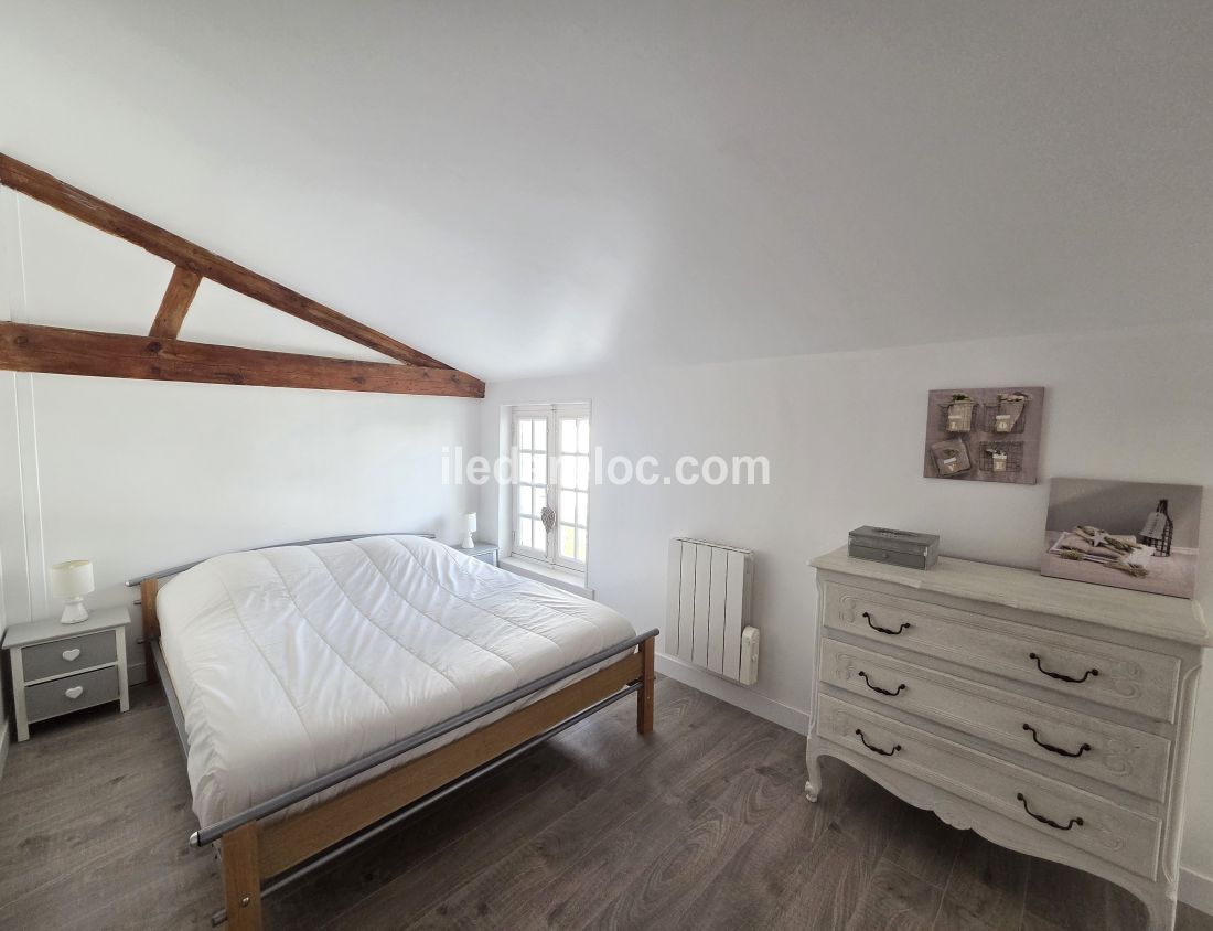 Photo 15: An accomodation located in Sainte-Marie-de-R&eacute; on ile de R&eacute;.