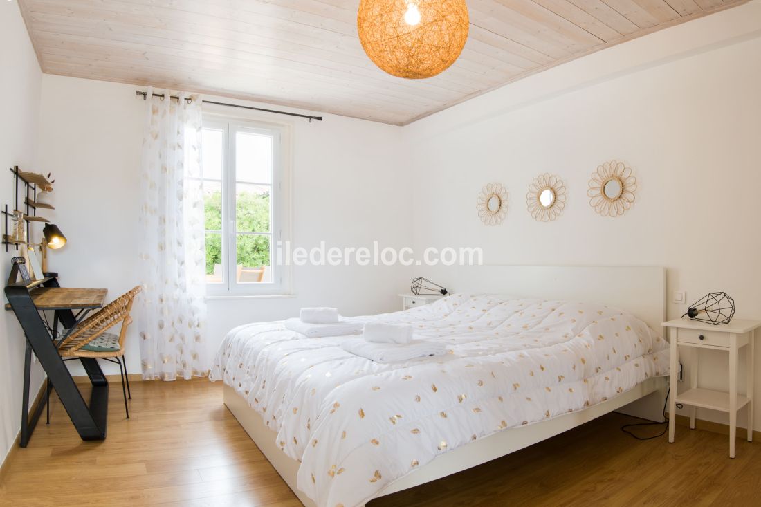 Photo 15: An accomodation located in Sainte-Marie-de-R&eacute; on ile de R&eacute;.