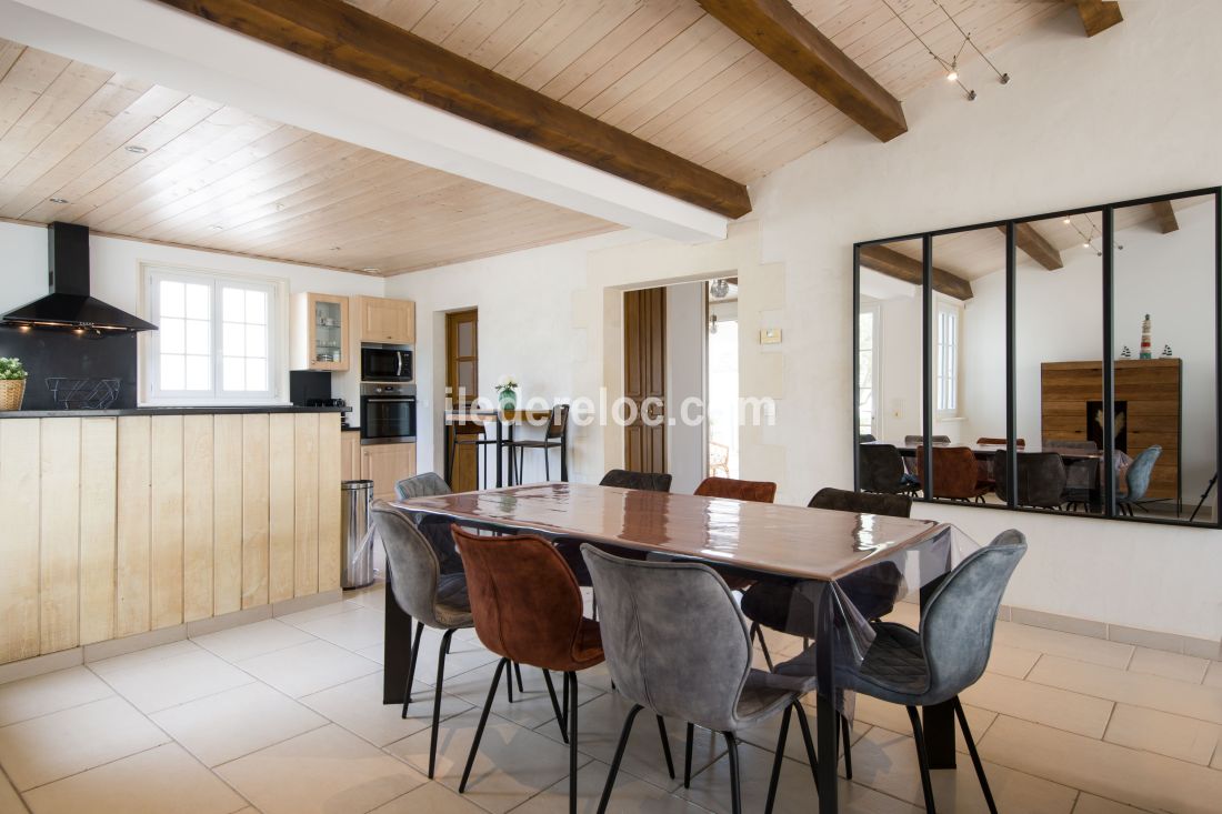 Photo 8: An accomodation located in Sainte-Marie-de-R&eacute; on ile de R&eacute;.