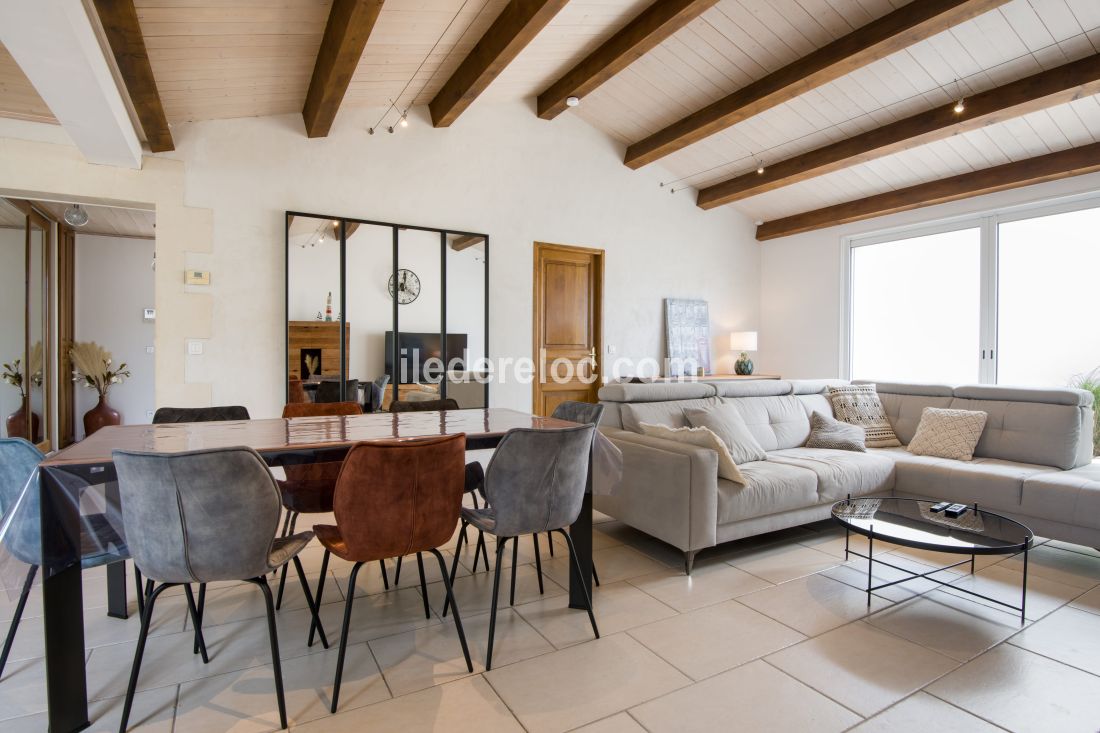 Photo 9: An accomodation located in Sainte-Marie-de-R&eacute; on ile de R&eacute;.