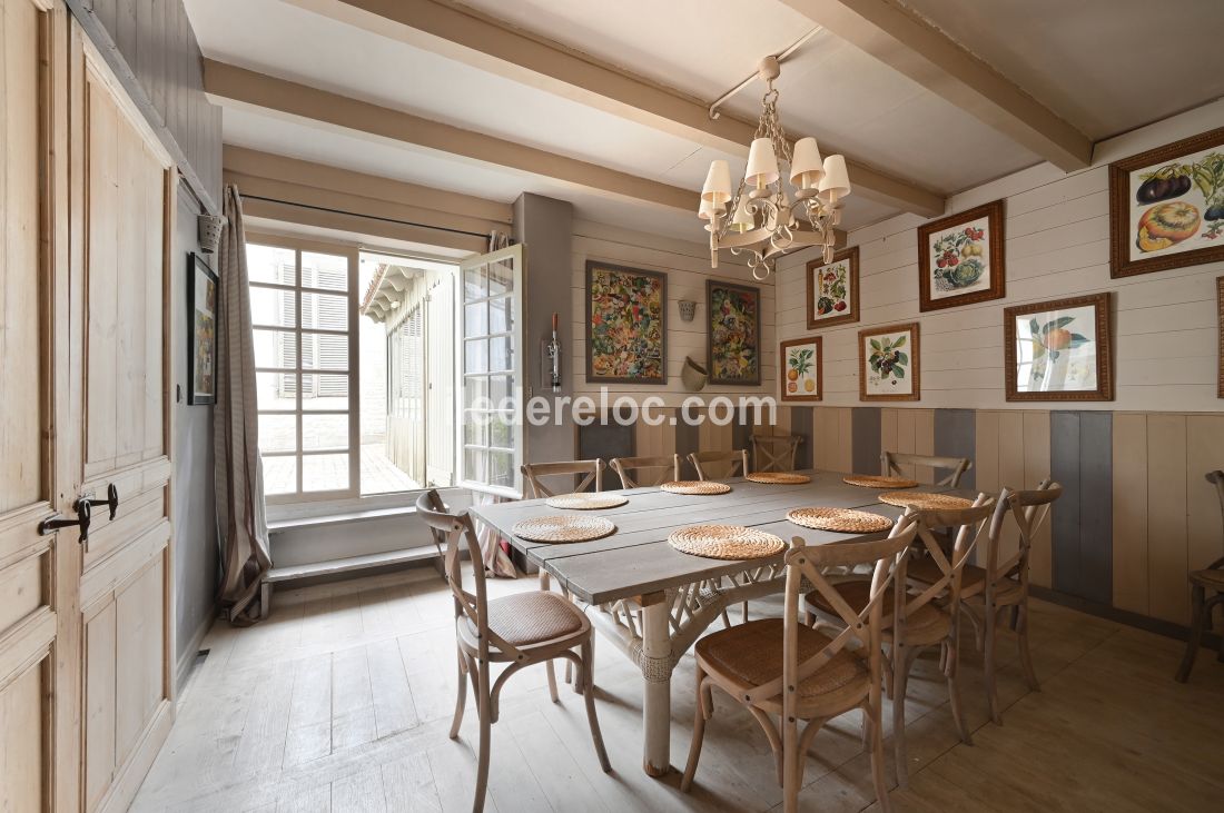 Photo 8: An accomodation located in La Flotte-en-R&eacute; on ile de R&eacute;.