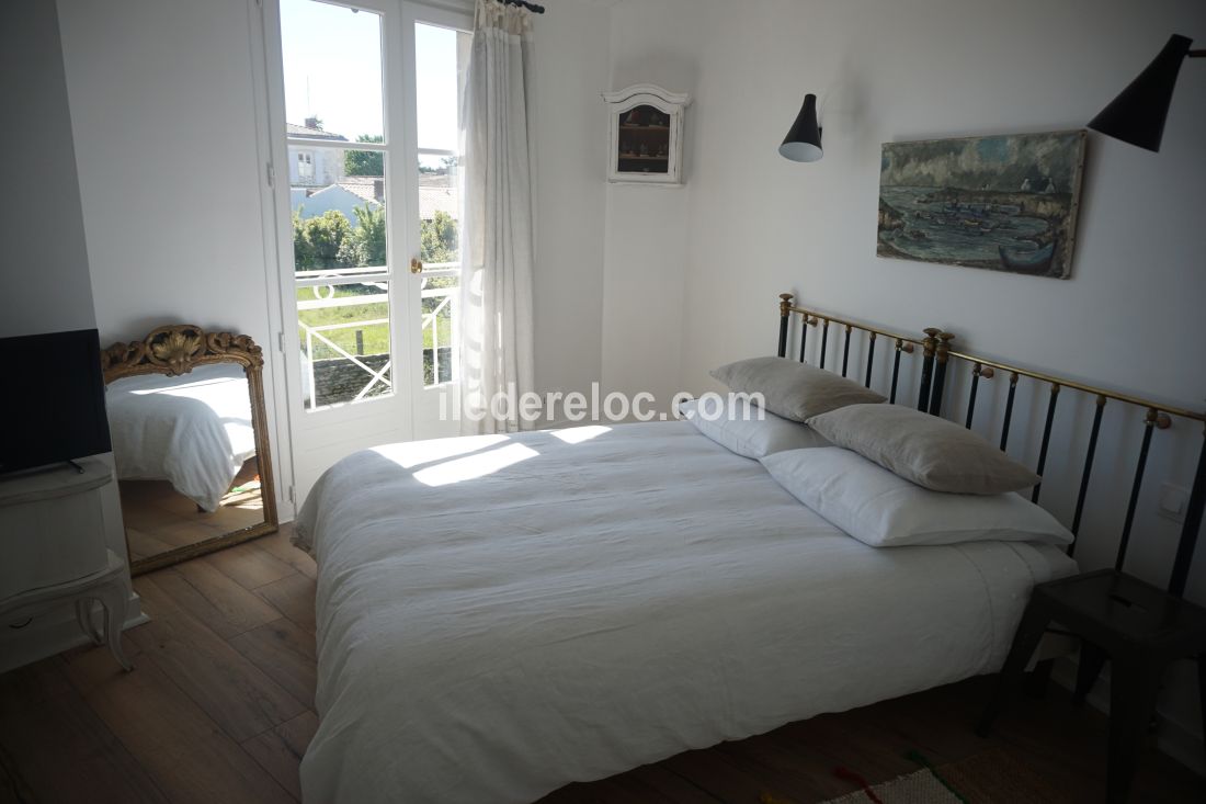 Photo 14: An accomodation located in Les Portes-en-R&eacute; on ile de R&eacute;.