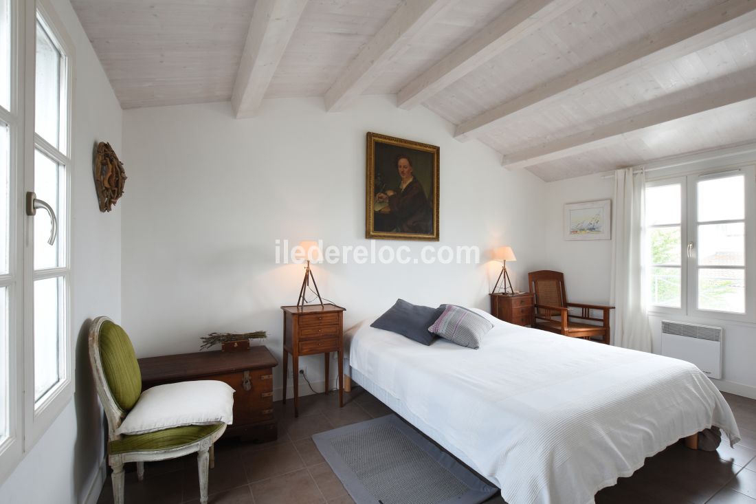 Photo 15: An accomodation located in La Couarde-sur-mer on ile de R&eacute;.