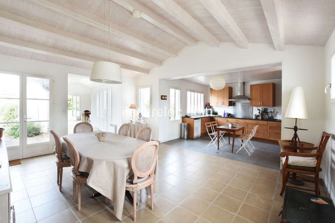 Photo 21: An accomodation located in La Couarde-sur-mer on ile de R&eacute;.