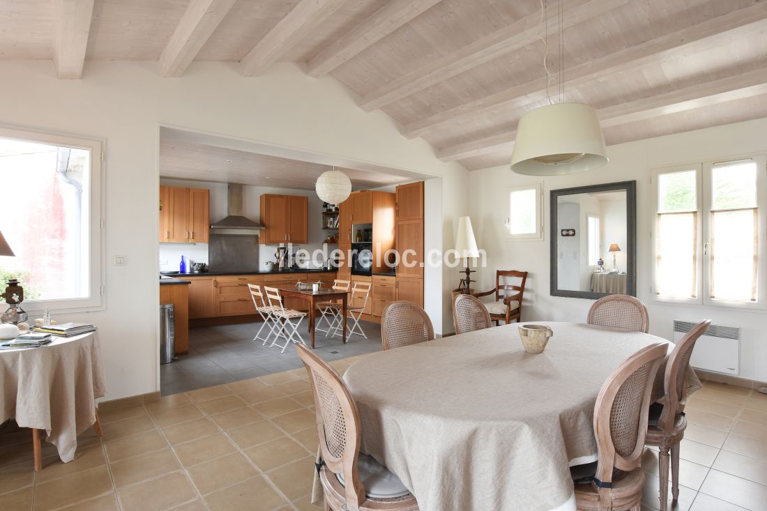 Photo 27: An accomodation located in La Couarde-sur-mer on ile de R&eacute;.