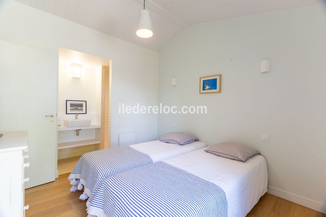 Photo 14: An accomodation located in Saint-Cl&eacute;ment-des-Baleines on ile de R&eacute;.