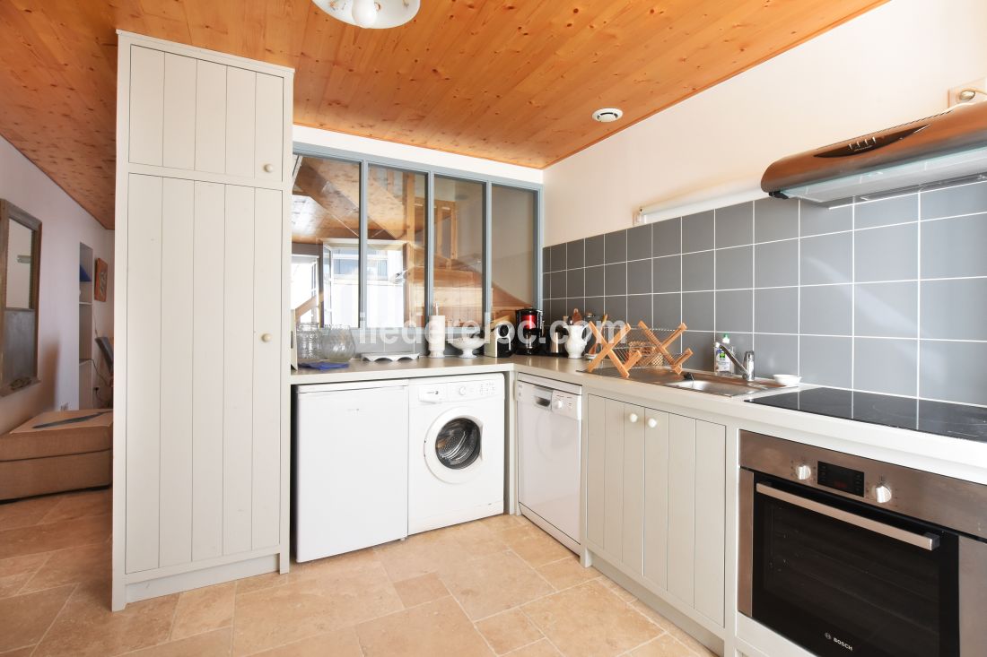 Photo 8: An accomodation located in Ars en R&eacute; on ile de R&eacute;.