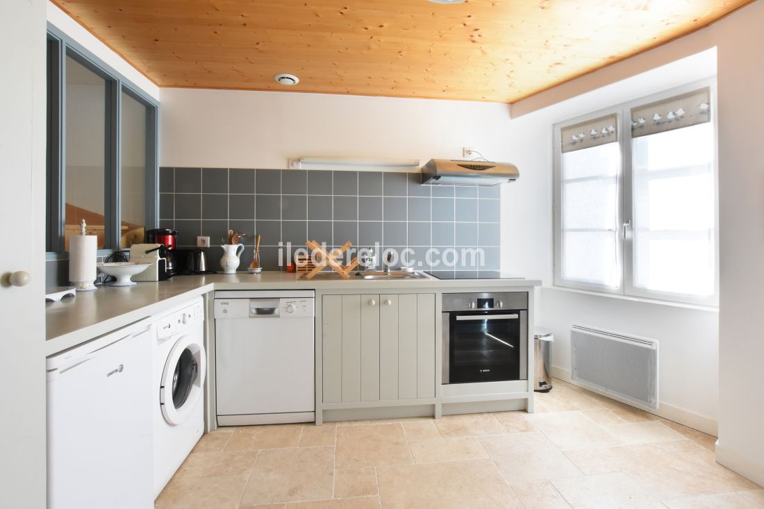 Photo 9: An accomodation located in Ars en R&eacute; on ile de R&eacute;.