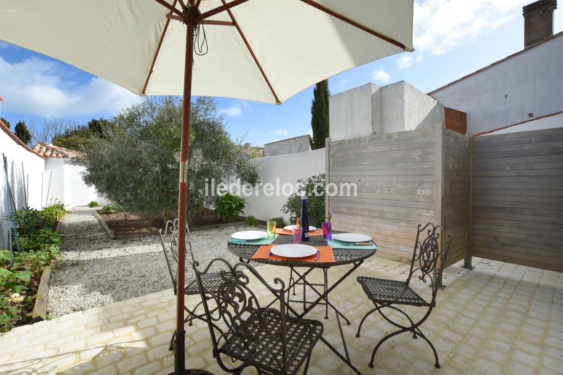 Photo 5: An accomodation located in Ars en R&eacute; on ile de R&eacute;.