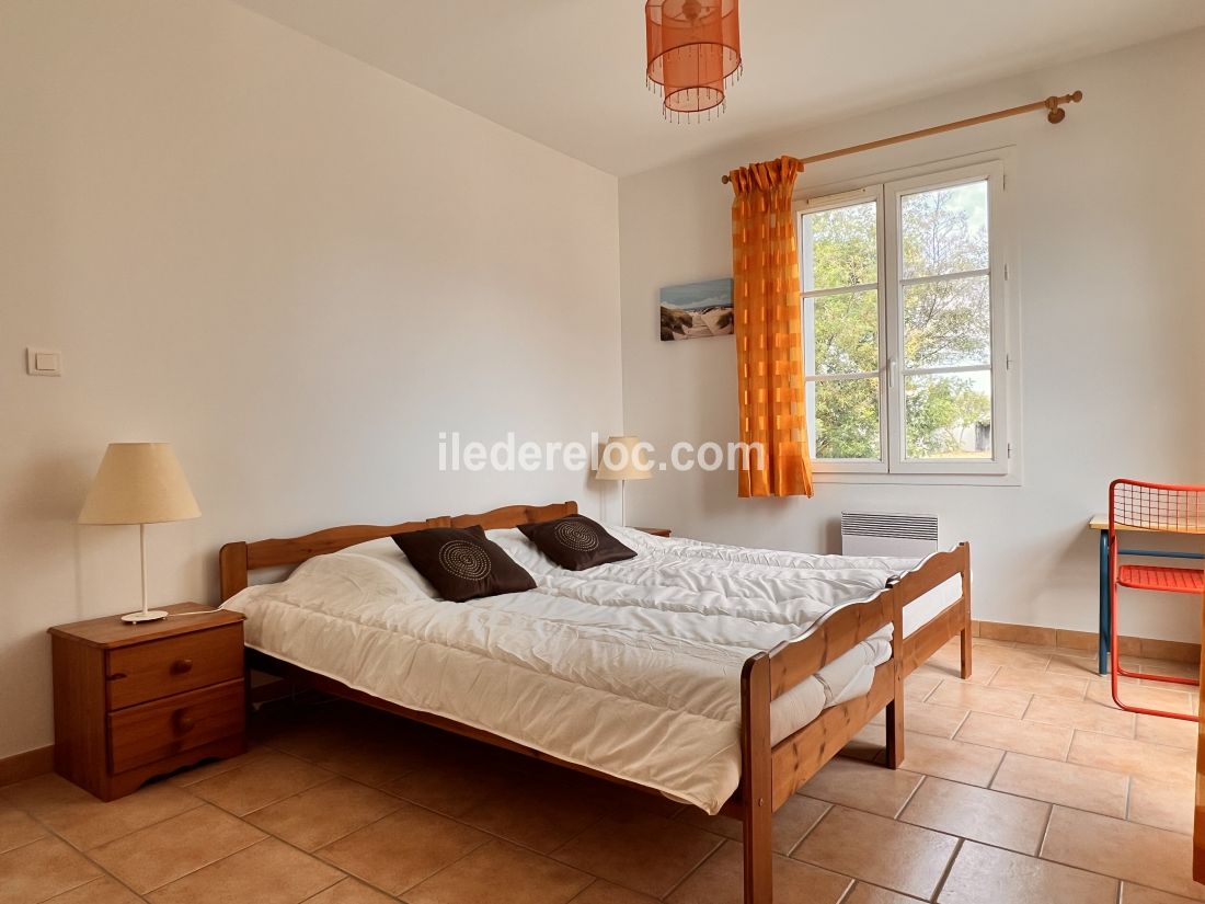 Photo 7: An accomodation located in Sainte-Marie-de-R&eacute; on ile de R&eacute;.