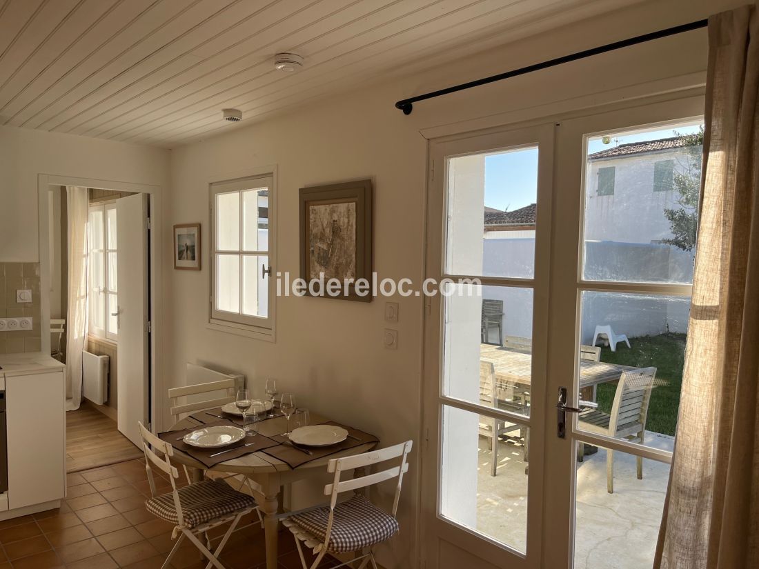 Photo 5: An accomodation located in Loix on ile de R&eacute;.