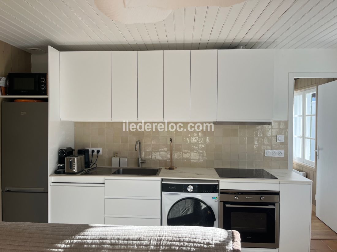 Photo 10: An accomodation located in Loix on ile de R&eacute;.