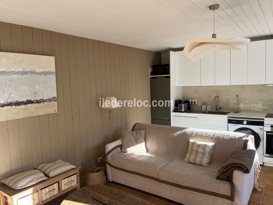 Photo 11: An accomodation located in Loix on ile de R&eacute;.