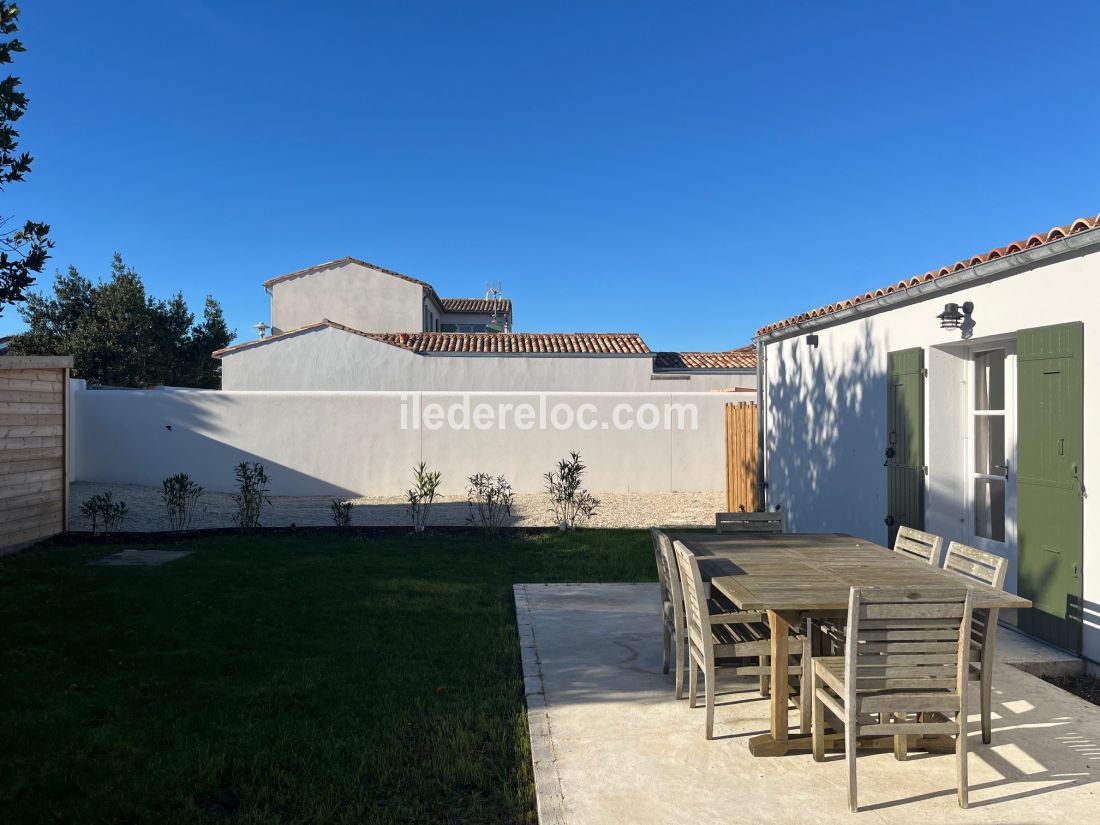 Photo 4: An accomodation located in Loix on ile de R&eacute;.