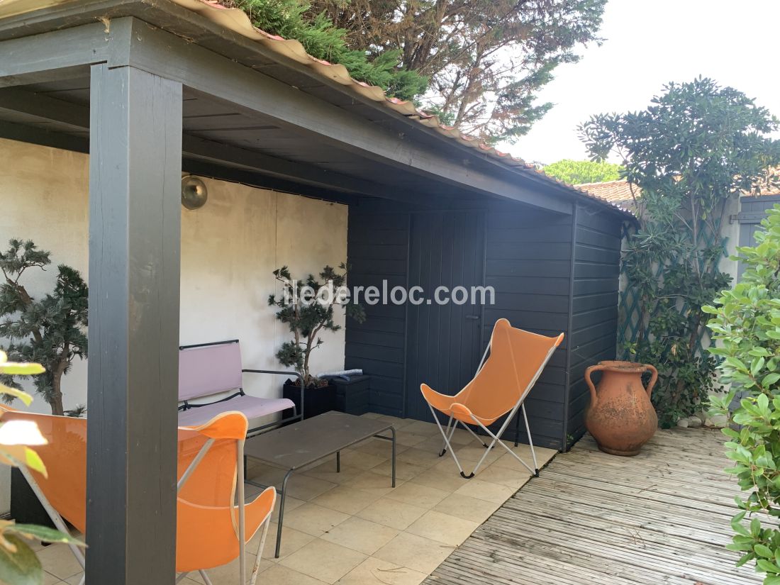 Photo 4: An accomodation located in Sainte-Marie-de-R&eacute; on ile de R&eacute;.