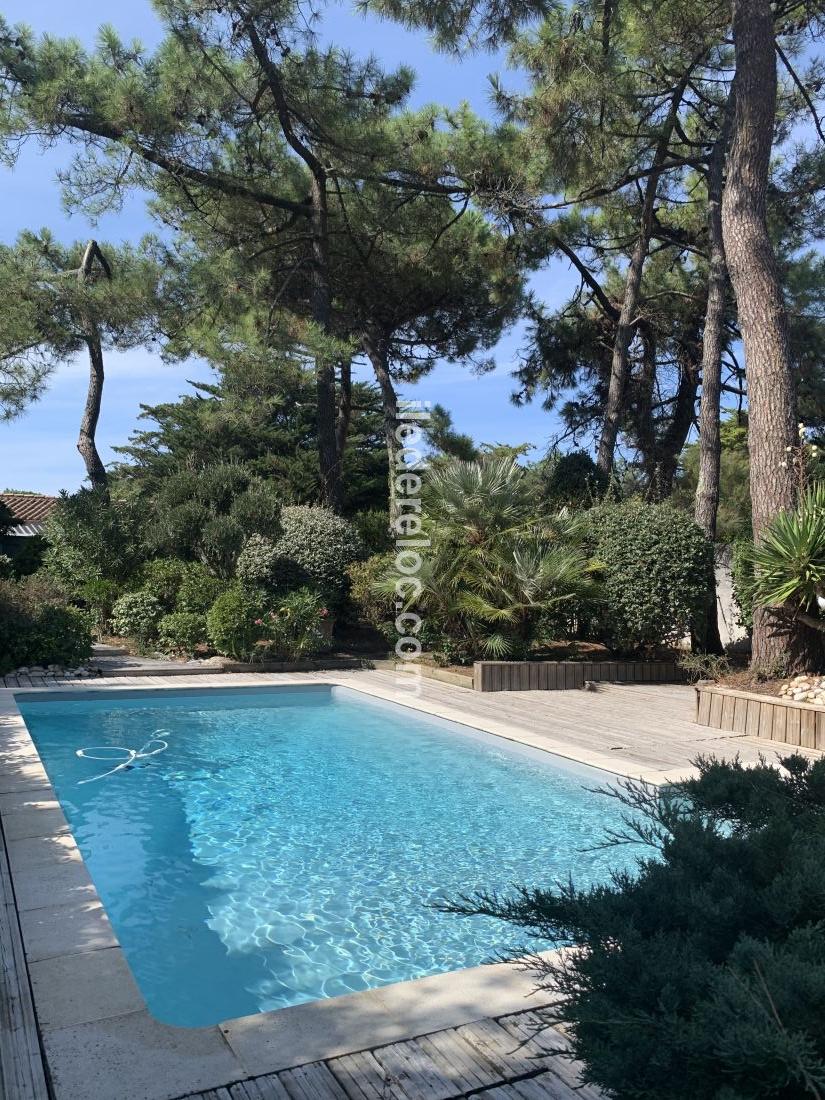 Photo 22: An accomodation located in Sainte-Marie-de-R&eacute; on ile de R&eacute;.