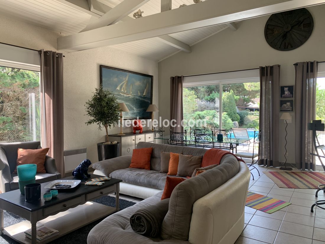 Photo 9: An accomodation located in Sainte-Marie-de-R&eacute; on ile de R&eacute;.