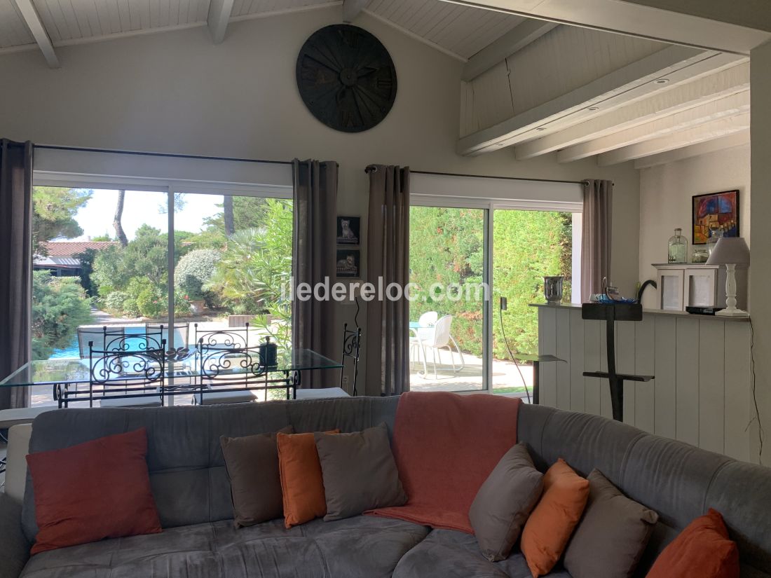 Photo 13: An accomodation located in Sainte-Marie-de-R&eacute; on ile de R&eacute;.