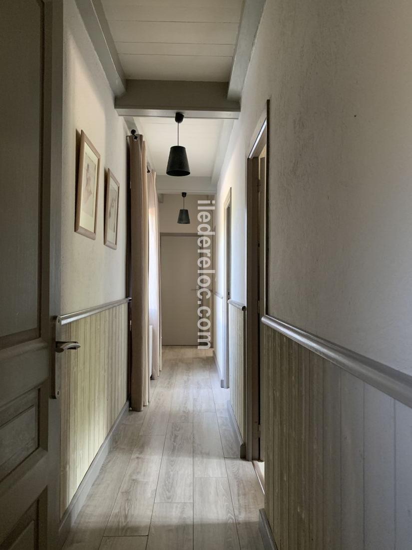 Photo 14: An accomodation located in Sainte-Marie-de-R&eacute; on ile de R&eacute;.