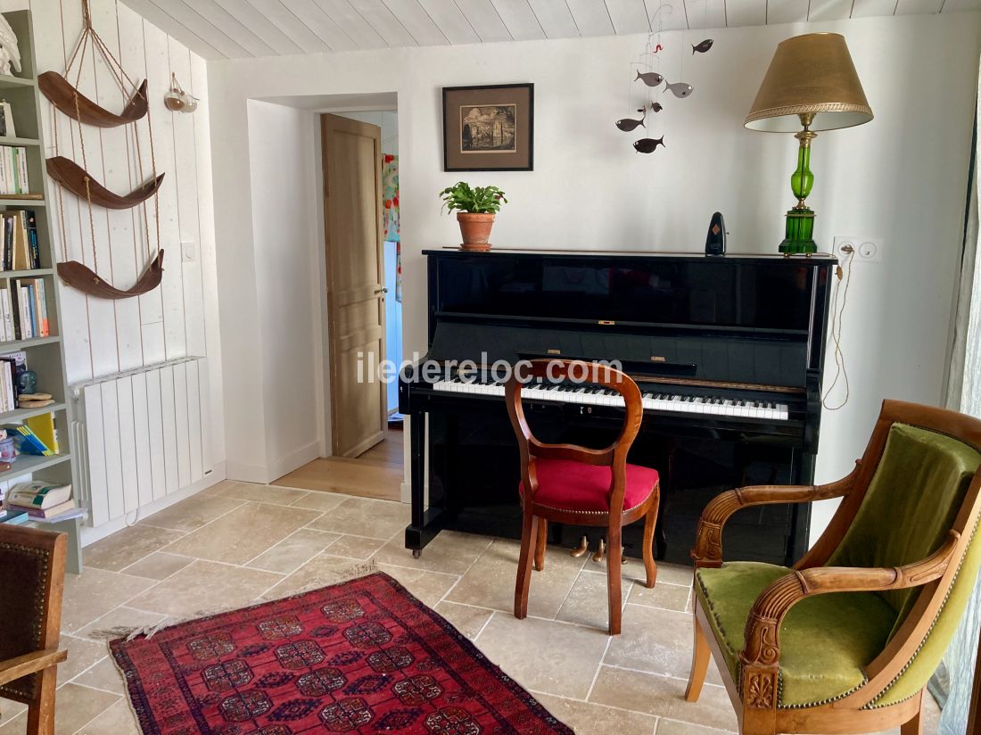 Photo 17: An accomodation located in Sainte-Marie-de-R&eacute; on ile de R&eacute;.