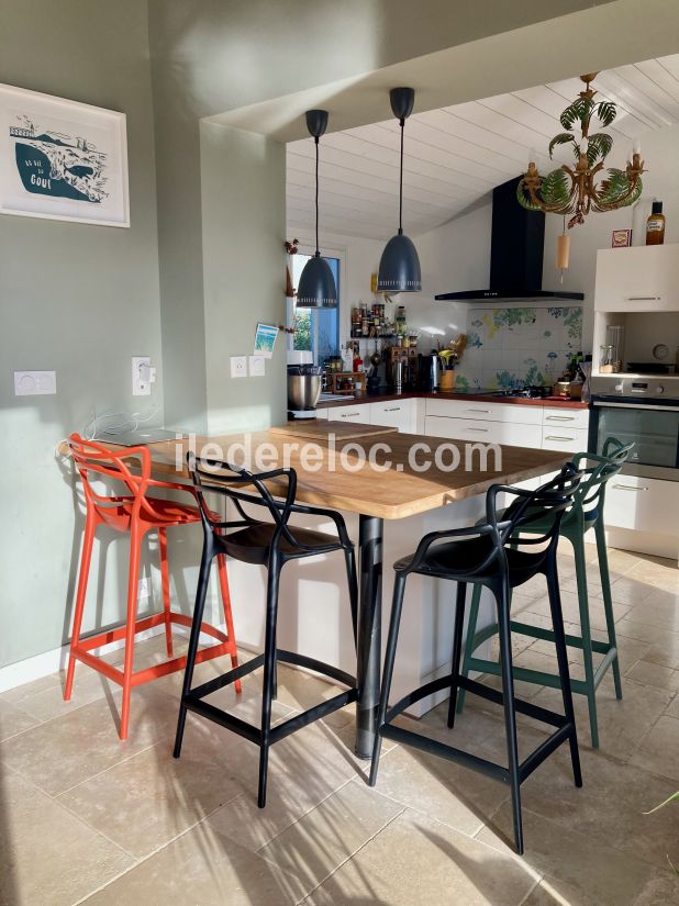 Photo 8: An accomodation located in Sainte-Marie-de-R&eacute; on ile de R&eacute;.