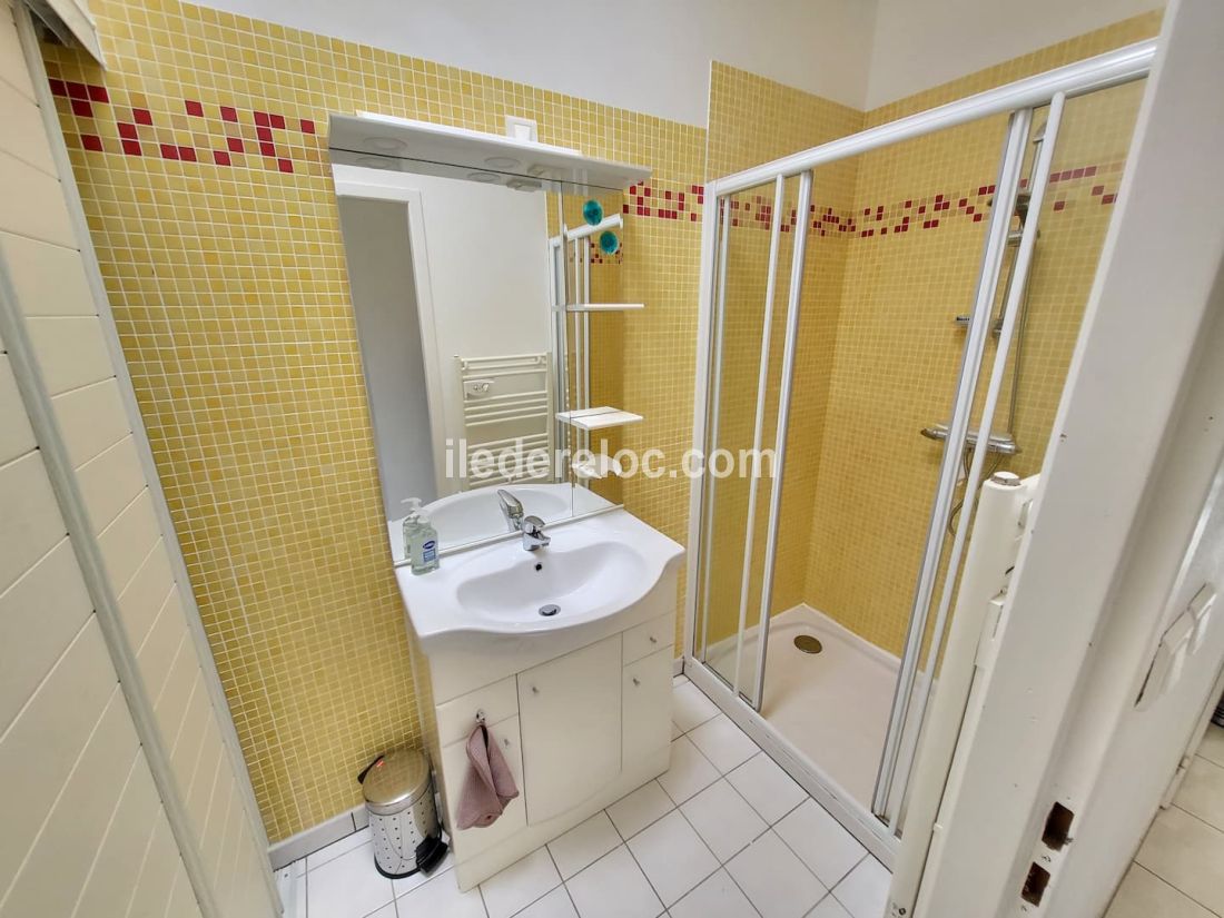 Photo 12: An accomodation located in Loix on ile de R&eacute;.