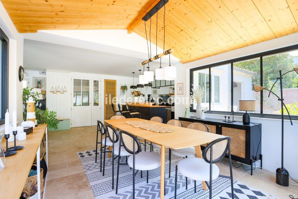 Photo 10: An accomodation located in Loix on ile de R&eacute;.