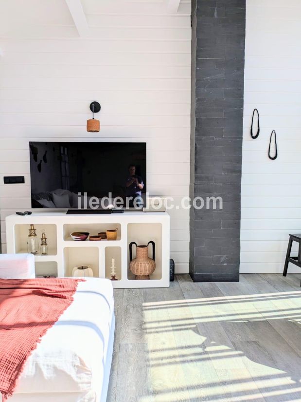 Photo 22: An accomodation located in Le Bois-Plage-en-R&eacute; on ile de R&eacute;.