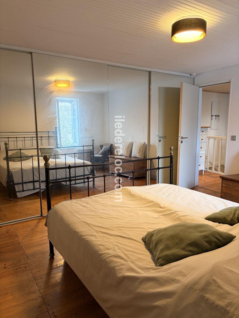 Photo 7: An accomodation located in La Flotte-en-R&eacute; on ile de R&eacute;.