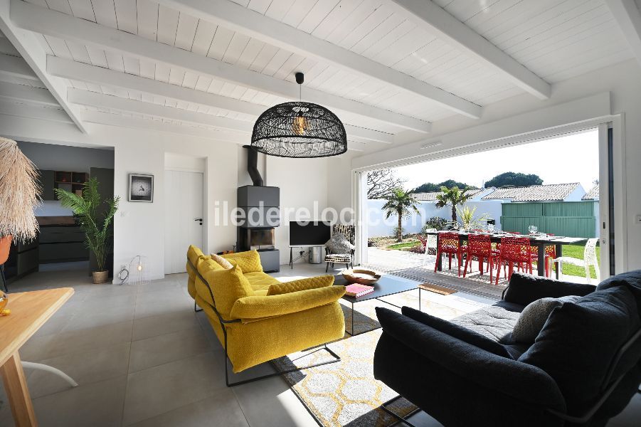 Photo 17: An accomodation located in Ars en R&eacute; on ile de R&eacute;.