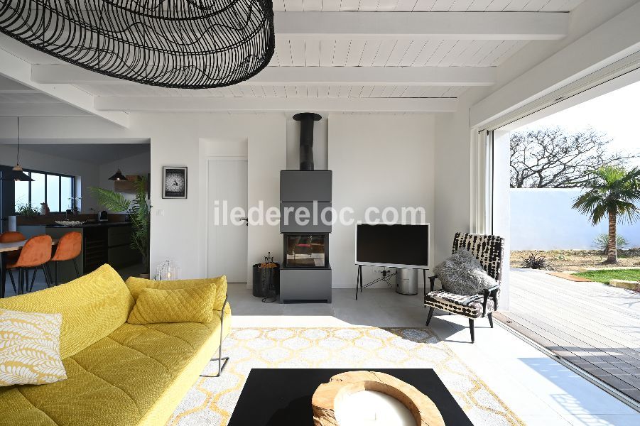 Photo 18: An accomodation located in Ars en R&eacute; on ile de R&eacute;.