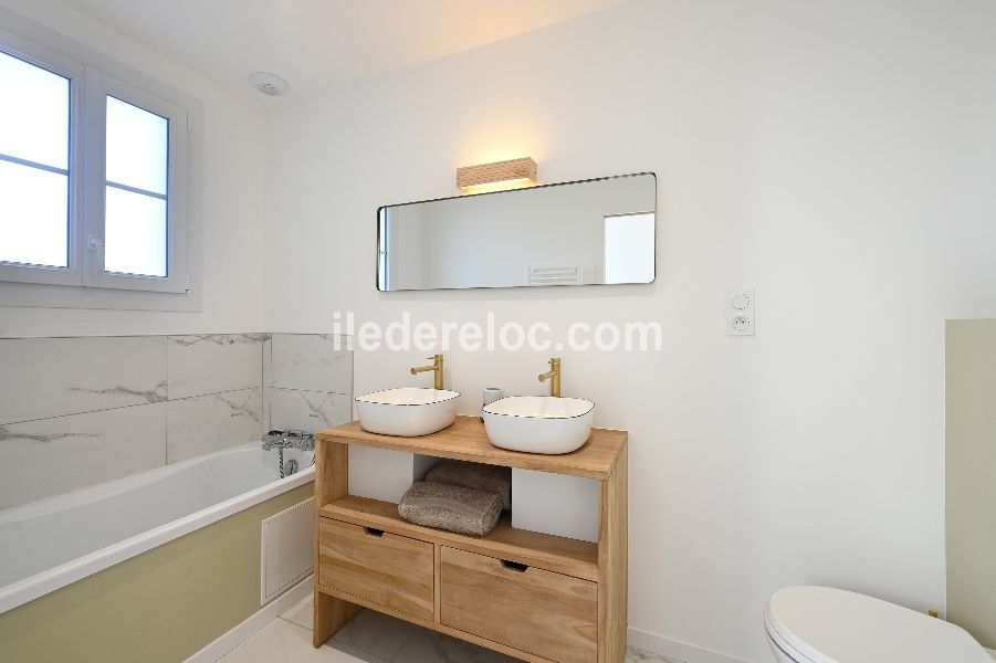 Photo 43: An accomodation located in Ars en R&eacute; on ile de R&eacute;.