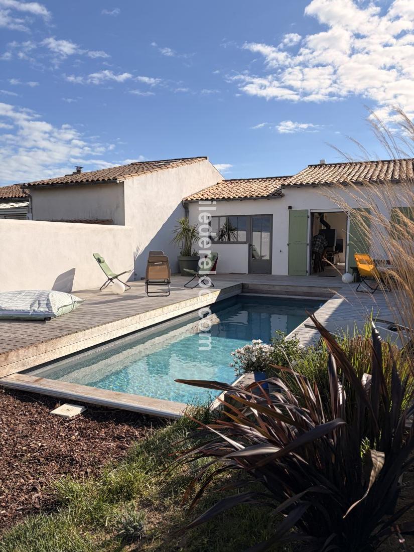 Photo 4: An accomodation located in Ars en R&eacute; on ile de R&eacute;.