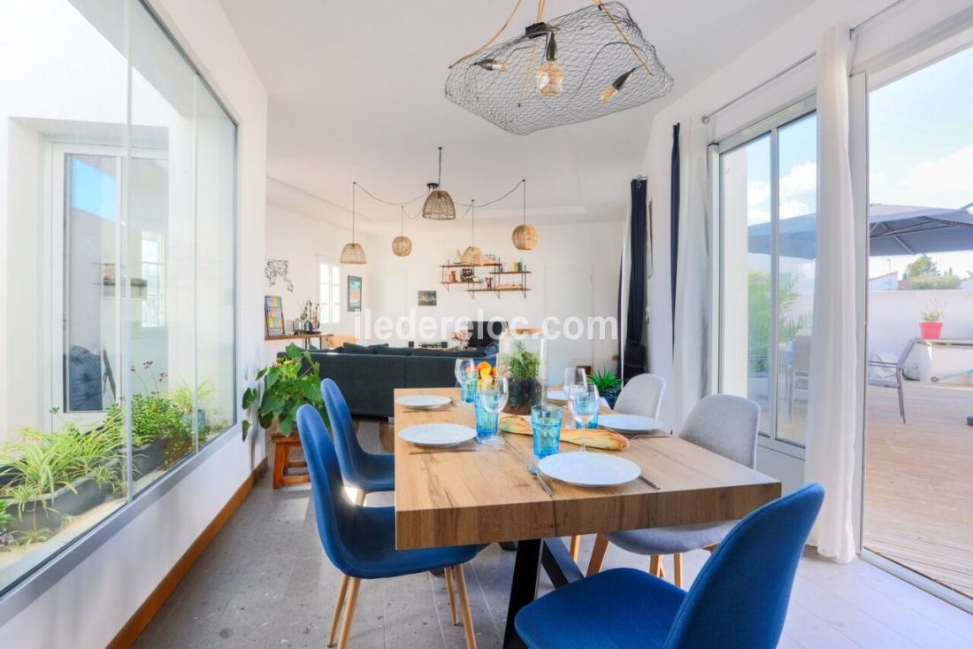 Photo 12: An accomodation located in La Flotte-en-R&eacute; on ile de R&eacute;.