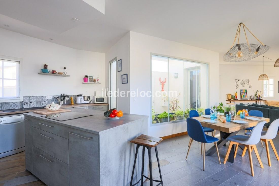 Photo 19: An accomodation located in La Flotte-en-R&eacute; on ile de R&eacute;.