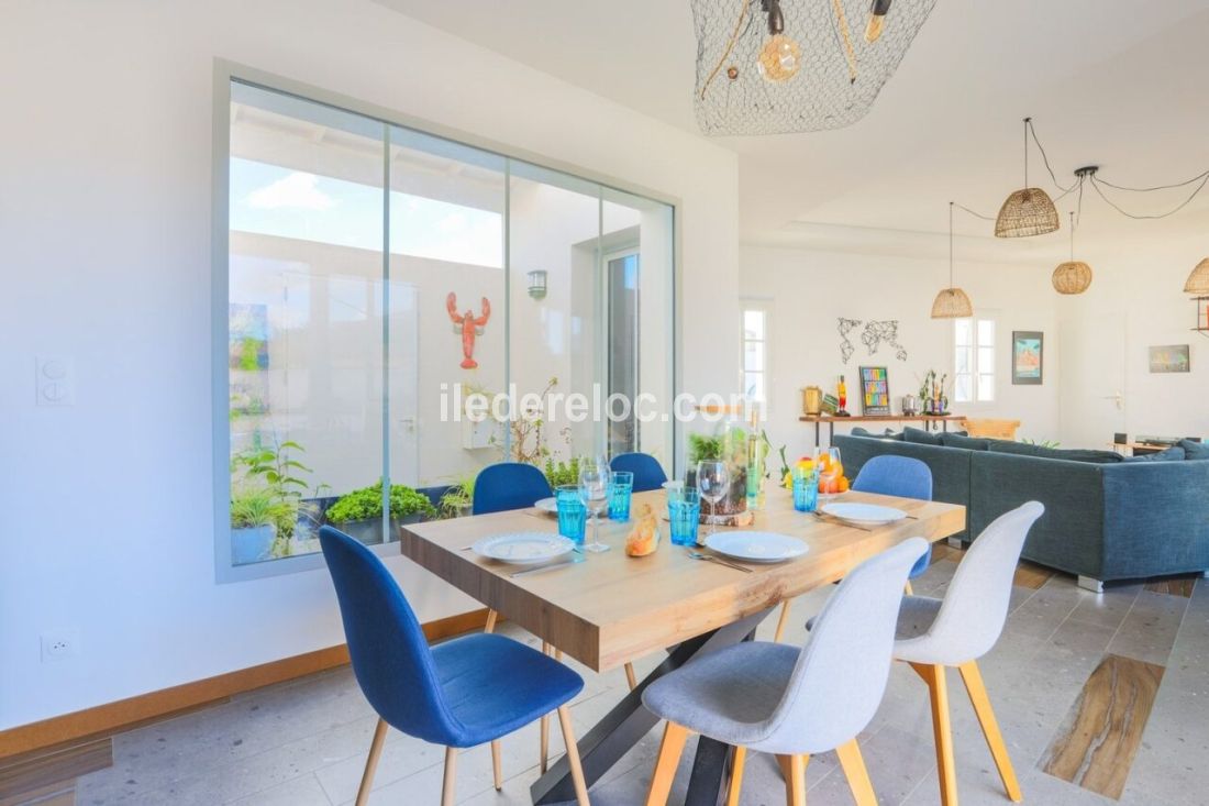 Photo 11: An accomodation located in La Flotte-en-R&eacute; on ile de R&eacute;.