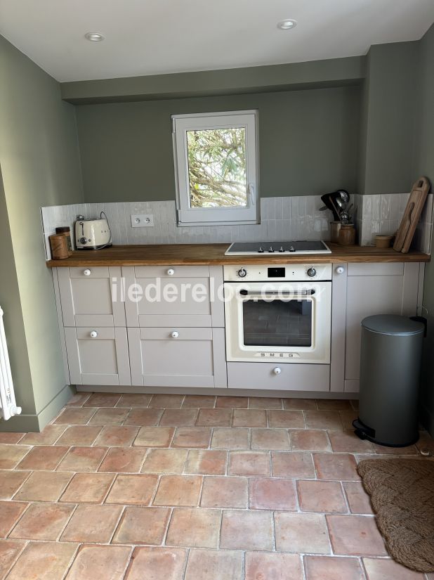 Photo 5: An accomodation located in La Couarde-sur-mer on ile de R&eacute;.