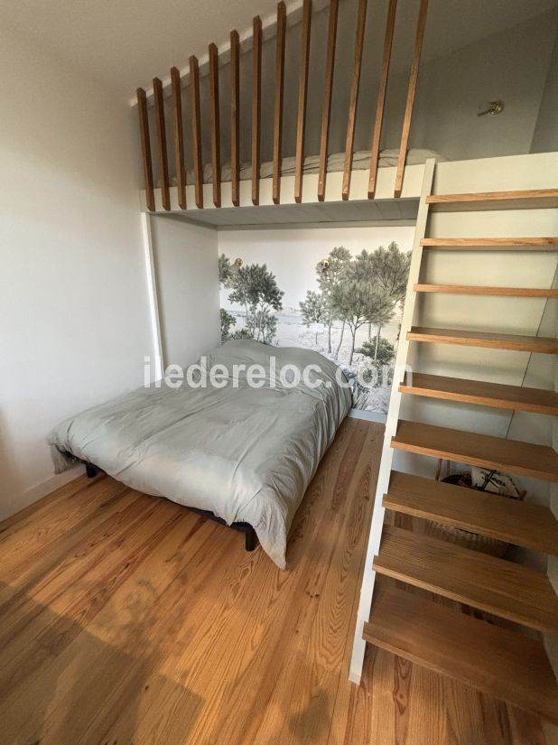 Photo 7: An accomodation located in La Couarde-sur-mer on ile de R&eacute;.