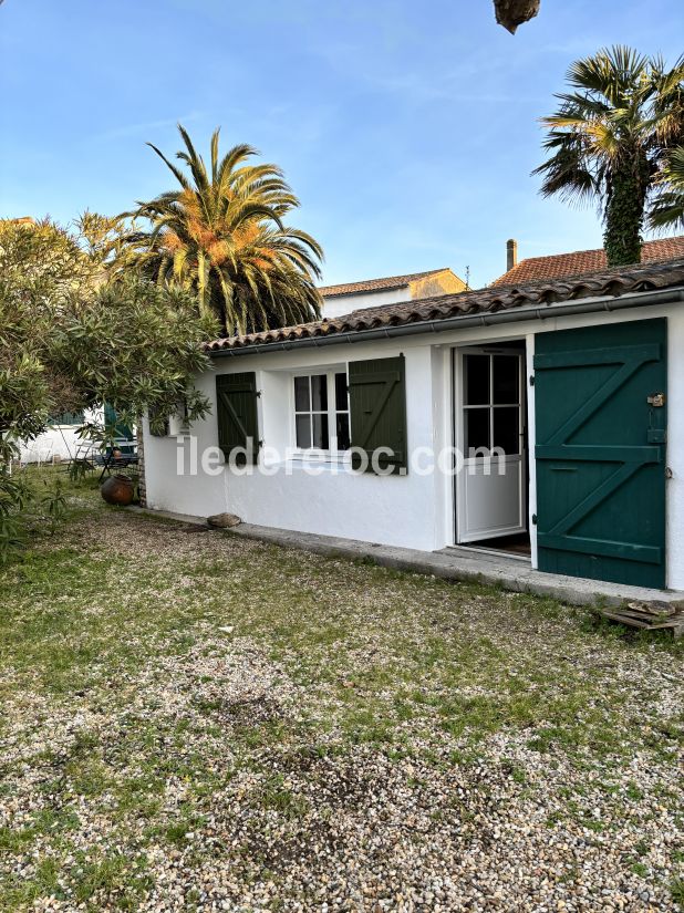 Photo 14: An accomodation located in La Couarde-sur-mer on ile de R&eacute;.