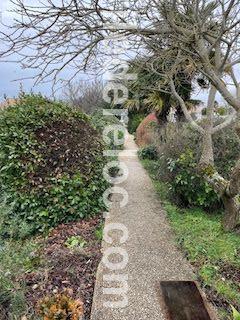 Photo 7: An accomodation located in Les Portes-en-R&eacute; on ile de R&eacute;.