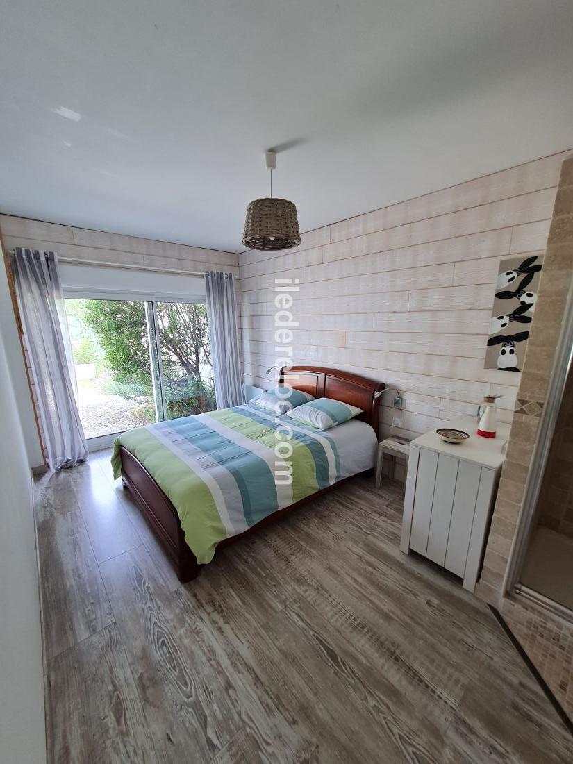 Photo 13: An accomodation located in Sainte-Marie-de-R&eacute; on ile de R&eacute;.