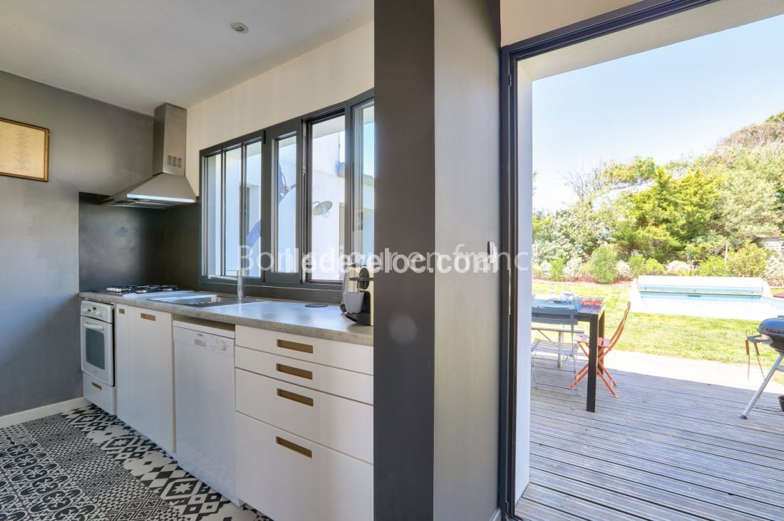 Photo 16: An accomodation located in Sainte-Marie-de-R&eacute; on ile de R&eacute;.