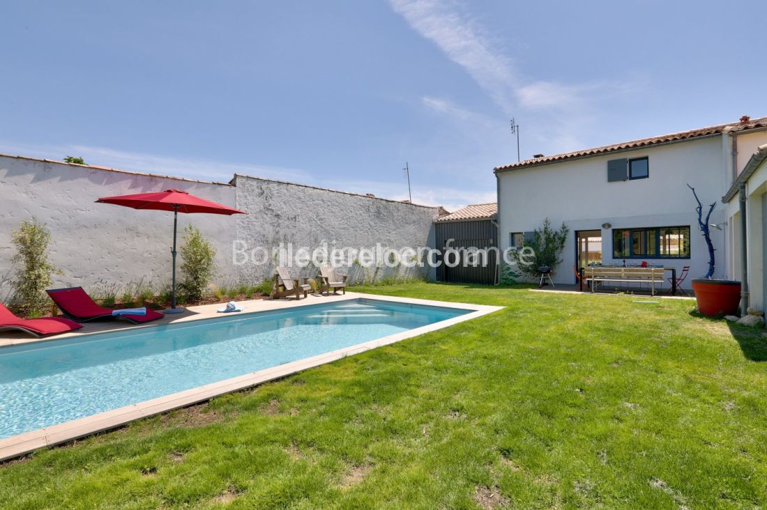 Photo 9: An accomodation located in Sainte-Marie-de-R&eacute; on ile de R&eacute;.