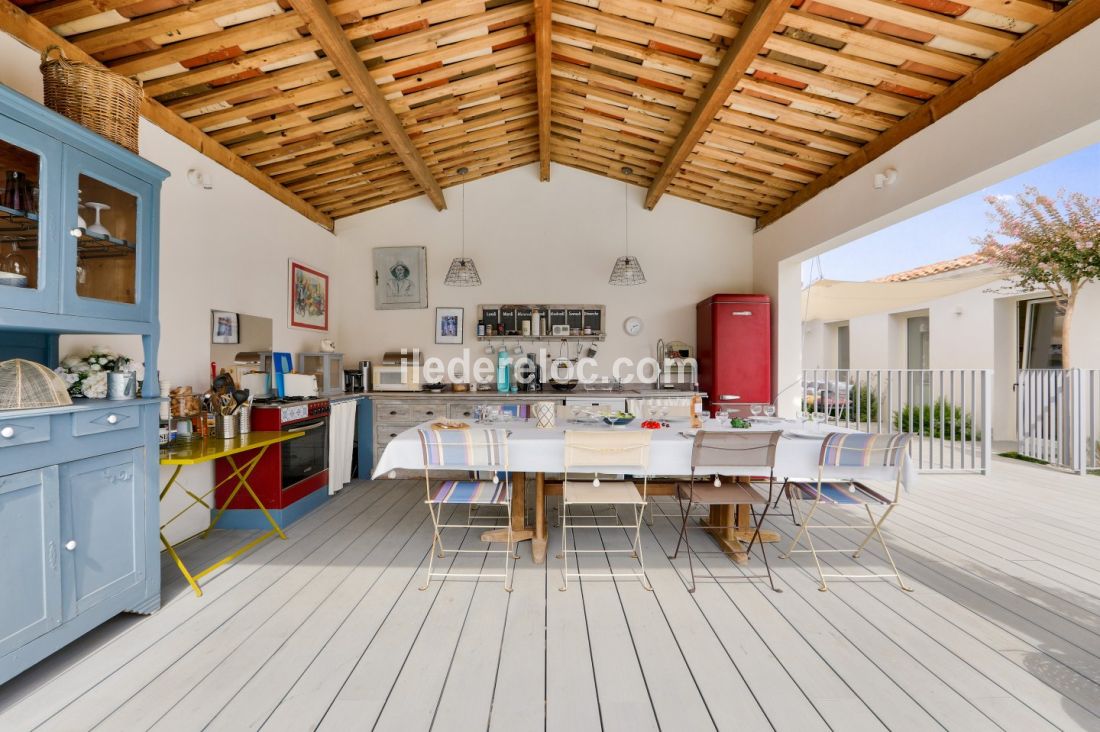 Photo 12: An accomodation located in Sainte-Marie-de-R&eacute; on ile de R&eacute;.