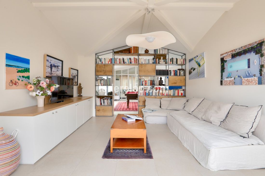 Photo 22: An accomodation located in Sainte-Marie-de-R&eacute; on ile de R&eacute;.