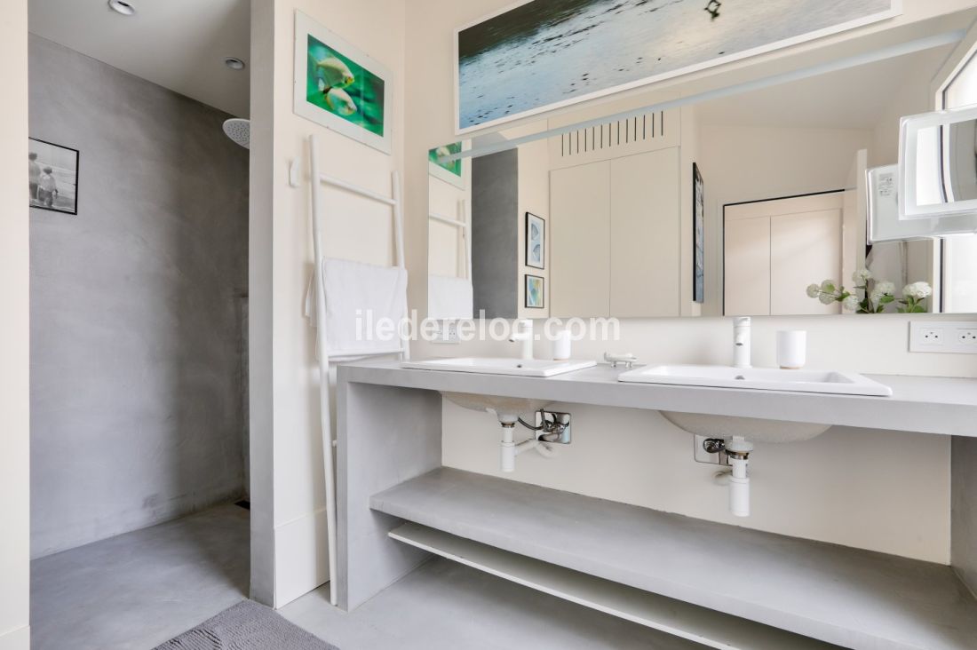 Photo 27: An accomodation located in Sainte-Marie-de-R&eacute; on ile de R&eacute;.