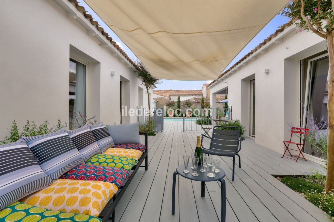 Photo 5: An accomodation located in Sainte-Marie-de-R&eacute; on ile de R&eacute;.