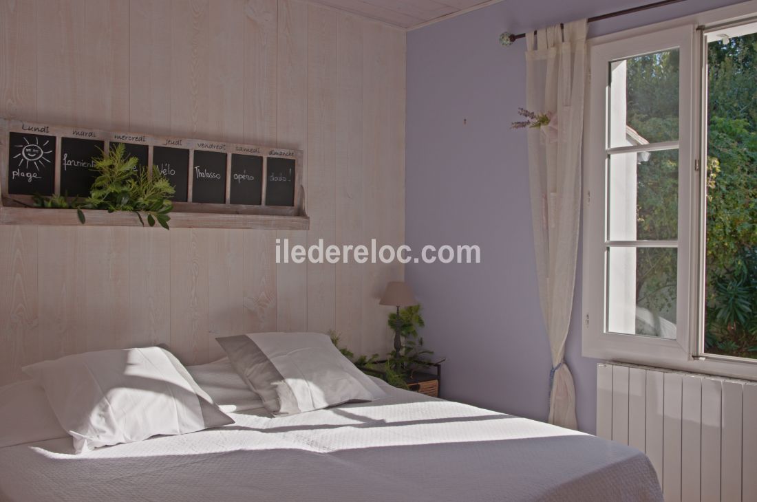 Photo 11: An accomodation located in Sainte-Marie-de-R&eacute; on ile de R&eacute;.