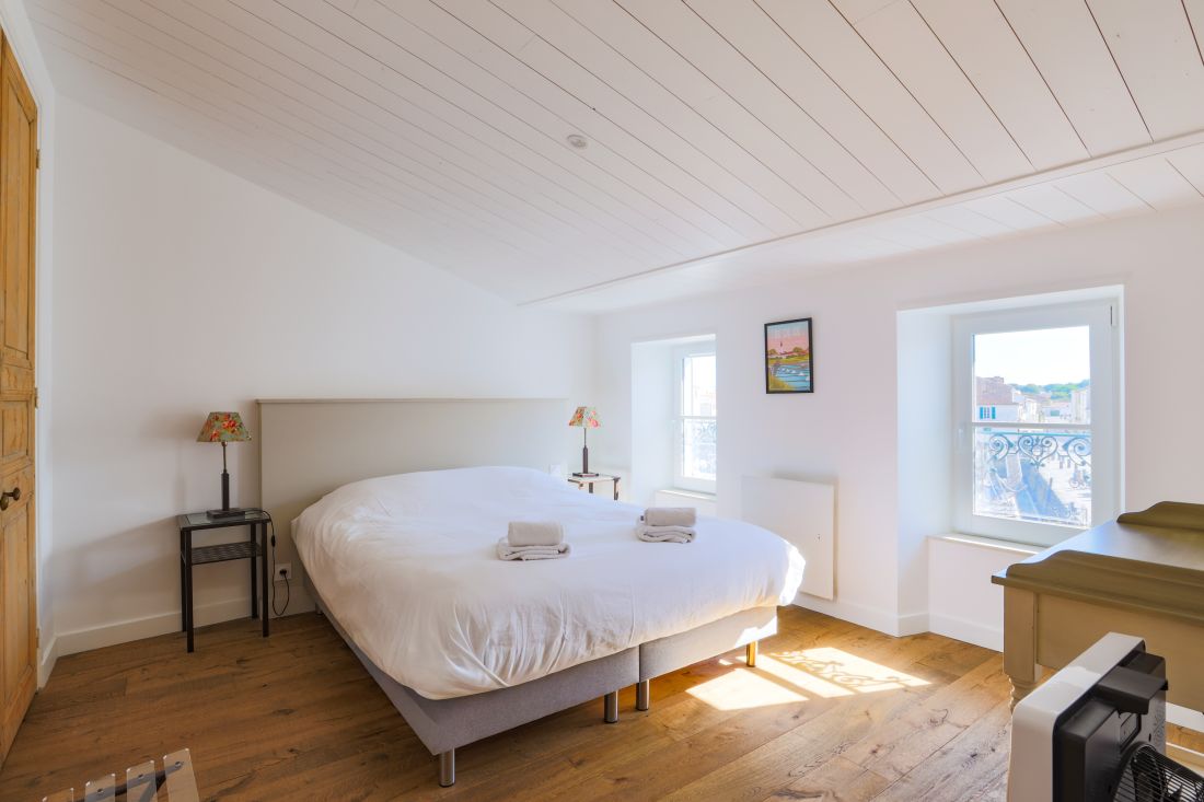 Photo 10: An accomodation located in La Flotte-en-R&eacute; on ile de R&eacute;.