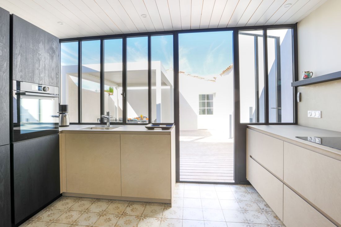 Photo 5: An accomodation located in La Flotte-en-R&eacute; on ile de R&eacute;.